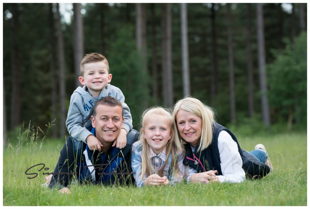 family-at-sunset-nottingham-portraits