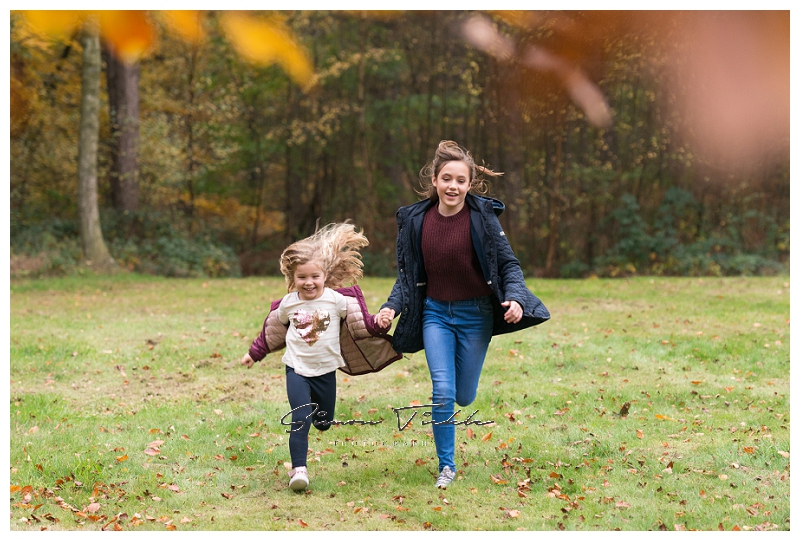 autumnal woodland family photoshoot mansfield nottinghamshire