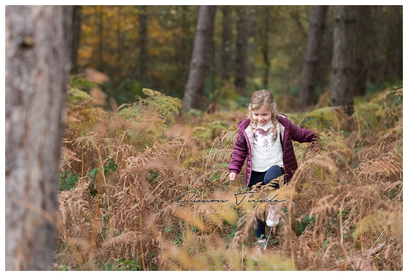 autumnal woodland family photoshoot mansfield nottinghamshire