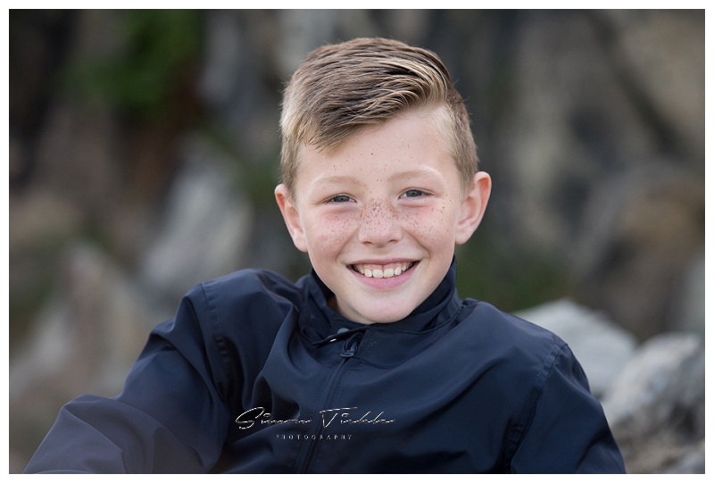 sibling woodland photoshoot in mansfield