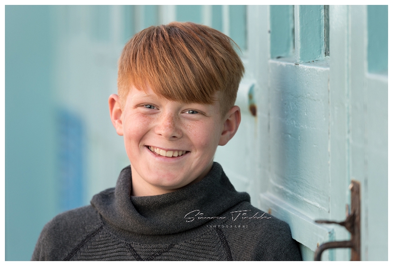 family photoshoot on the beach, photographer in mansfield nottingham